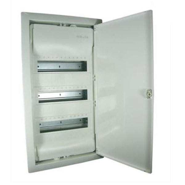 001514 LEGRAND COFFRET ENCAST 4RX12M AVEC PORTE