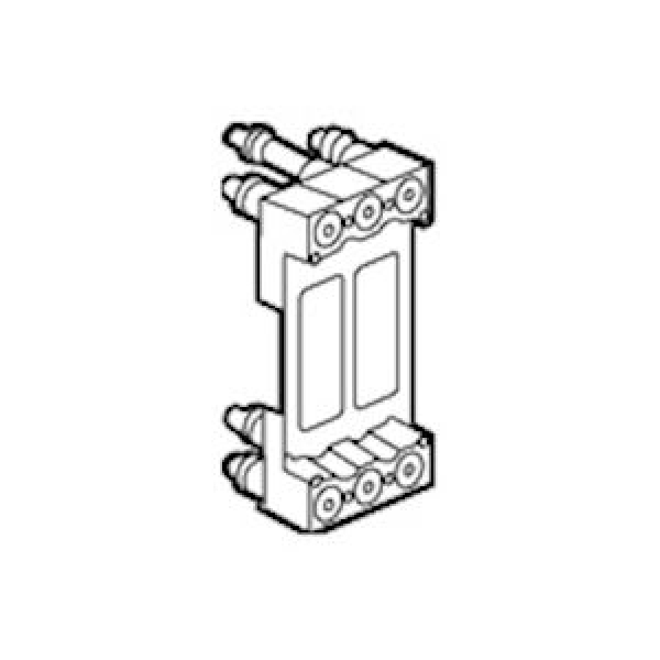 026533 LEGRAND BASE 3P PRISE AR DPX 250